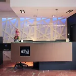 オテル ド ブリエンヌ 4*