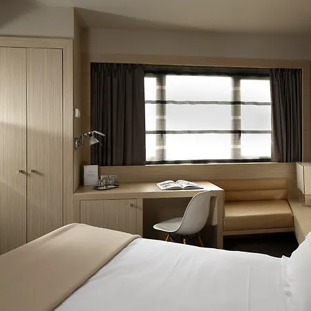 Hotel De Brienne 4*
