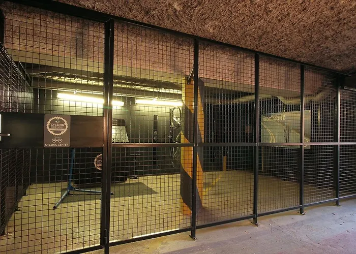 دي برييان فندق تولوز