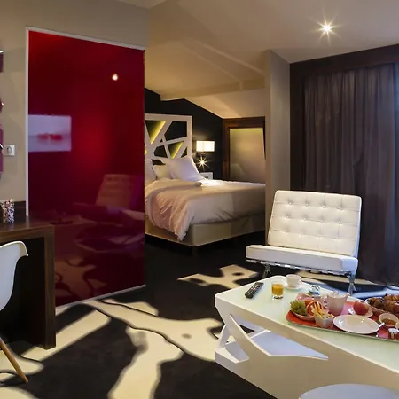 Hotel De Brienne 4*